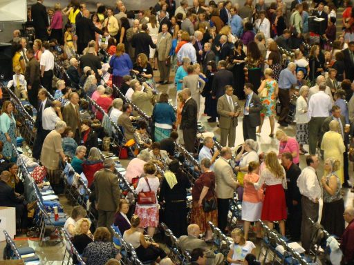 Ondernemers netwerken op een zakelijk event